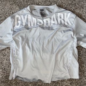 gymshark cropped top. barely worn